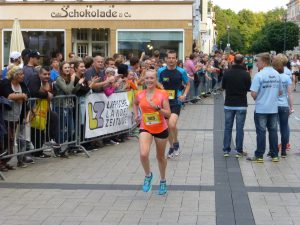 Stephanie Fritzemeier beim Zieleinlauf