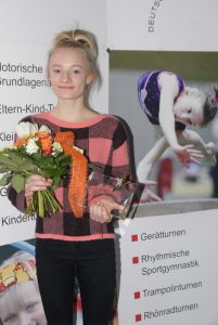 Kristina Iltner als Turnerin des Jahres geehrt (Foto: H.-J. Dörrer) 